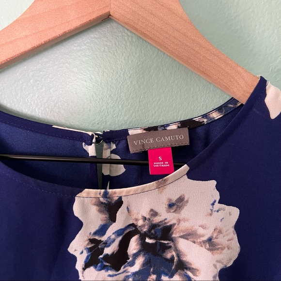 Vince Camuto Blue Floral Print Blouse size S - Picture 3 of 9